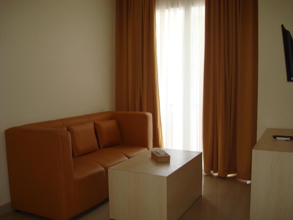 Ap Suite Apartment Kuta Lombok Buitenkant foto