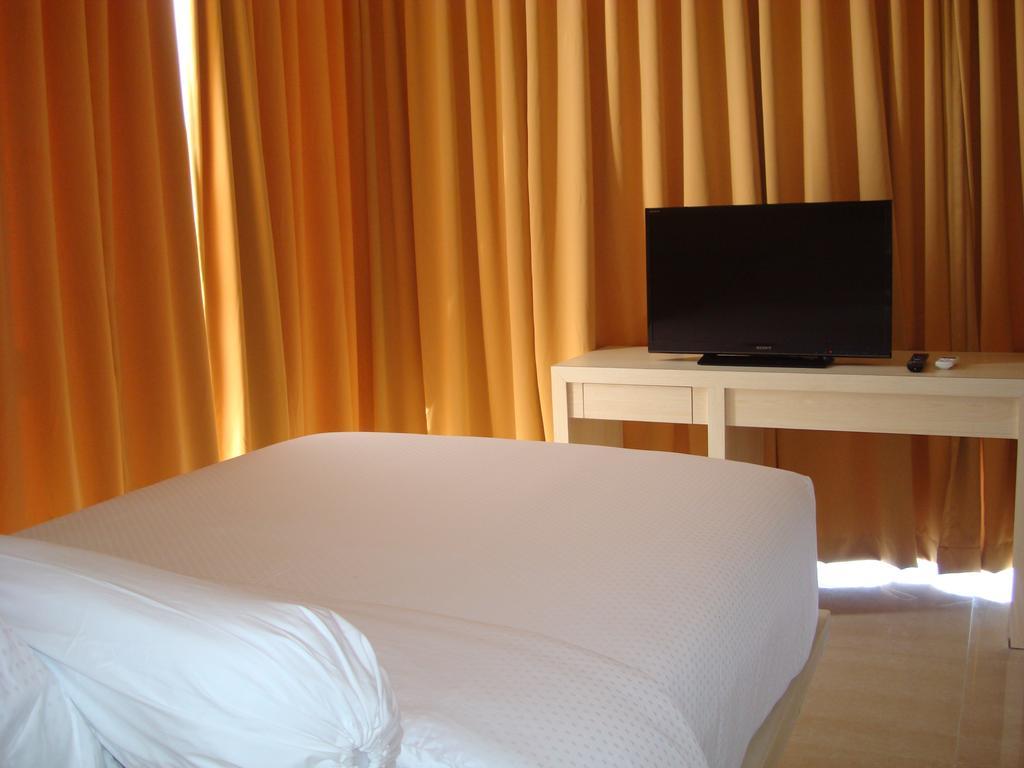 Ap Suite Apartment Kuta Lombok Buitenkant foto
