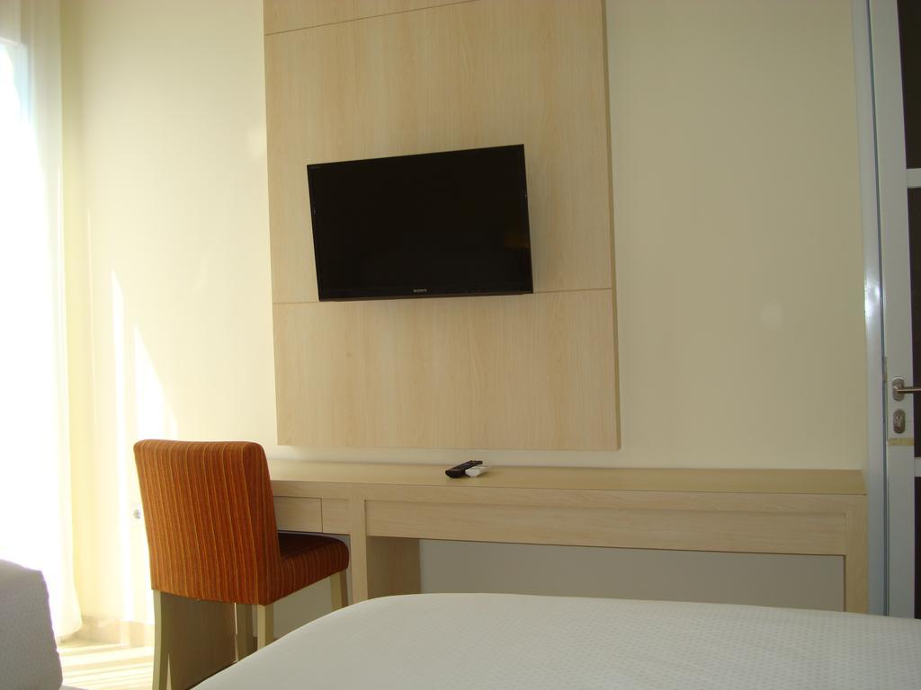 Ap Suite Apartment Kuta Lombok Buitenkant foto