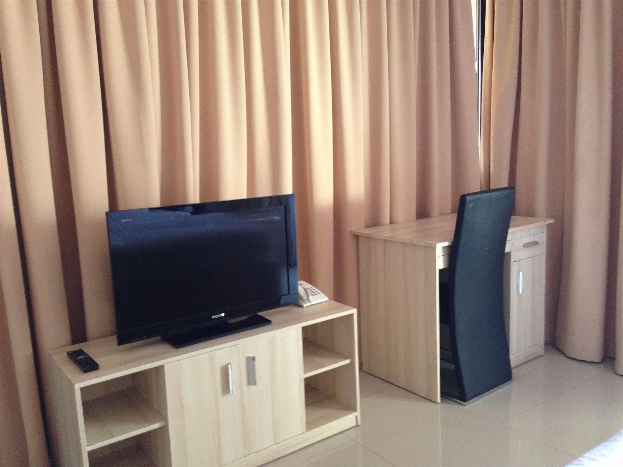 Ap Suite Apartment Kuta Lombok Buitenkant foto