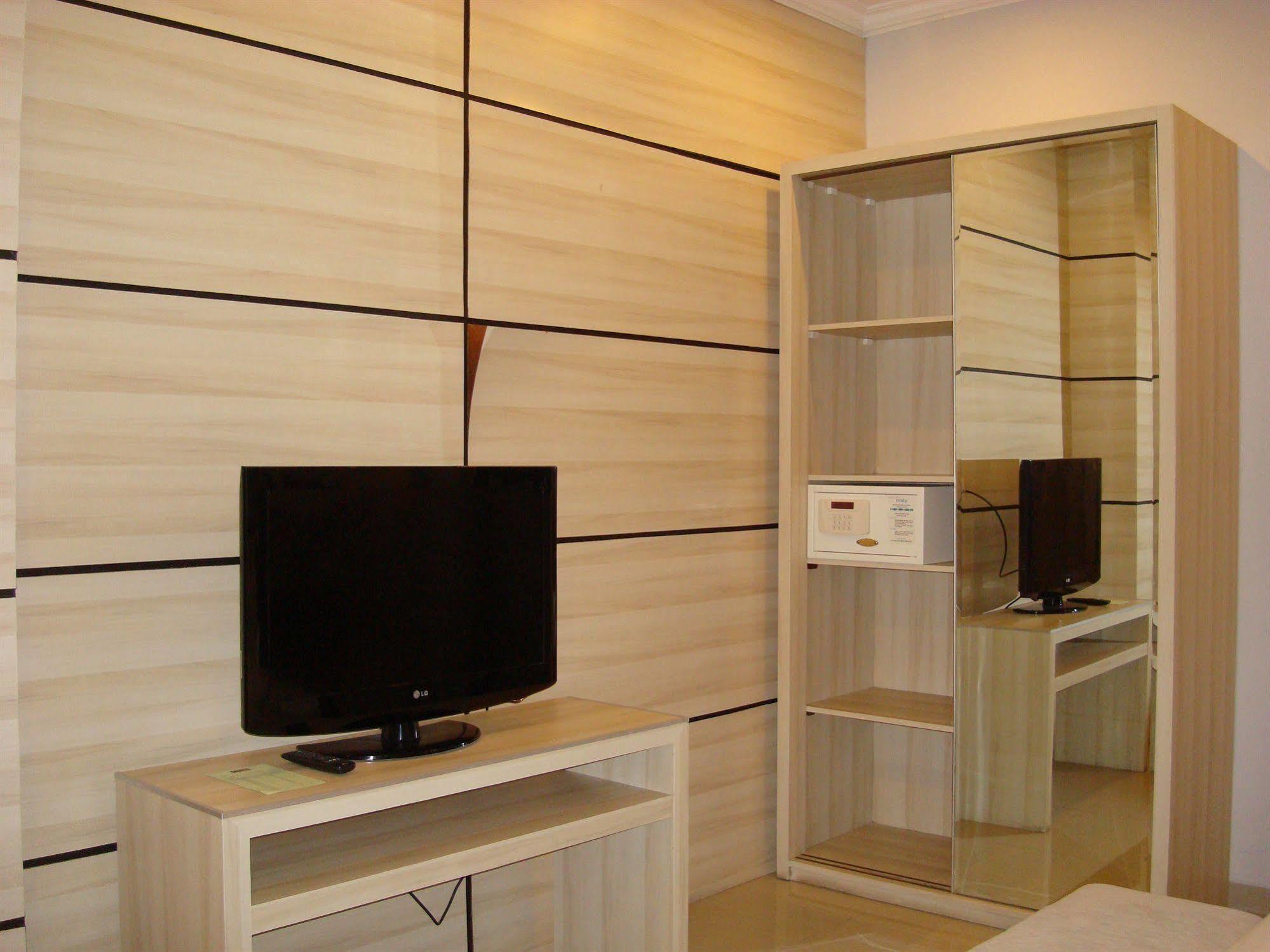 Ap Suite Apartment Kuta Lombok Buitenkant foto