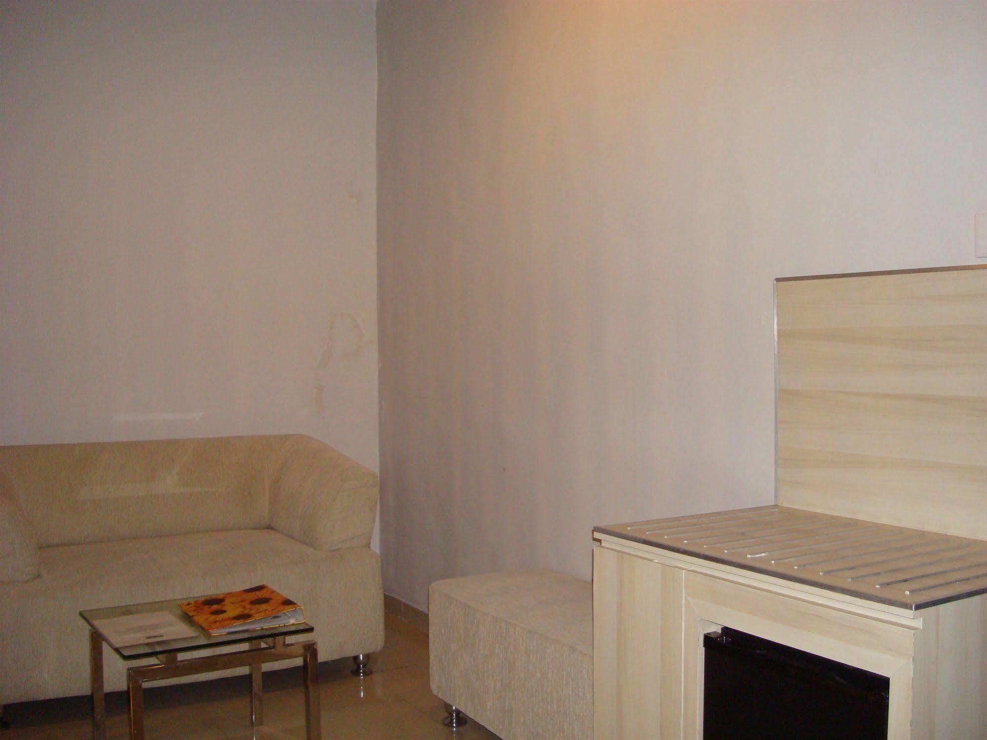 Ap Suite Apartment Kuta Lombok Buitenkant foto