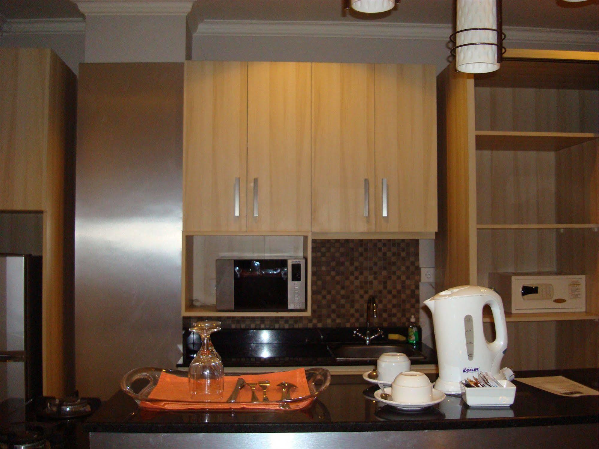 Ap Suite Apartment Kuta Lombok Buitenkant foto