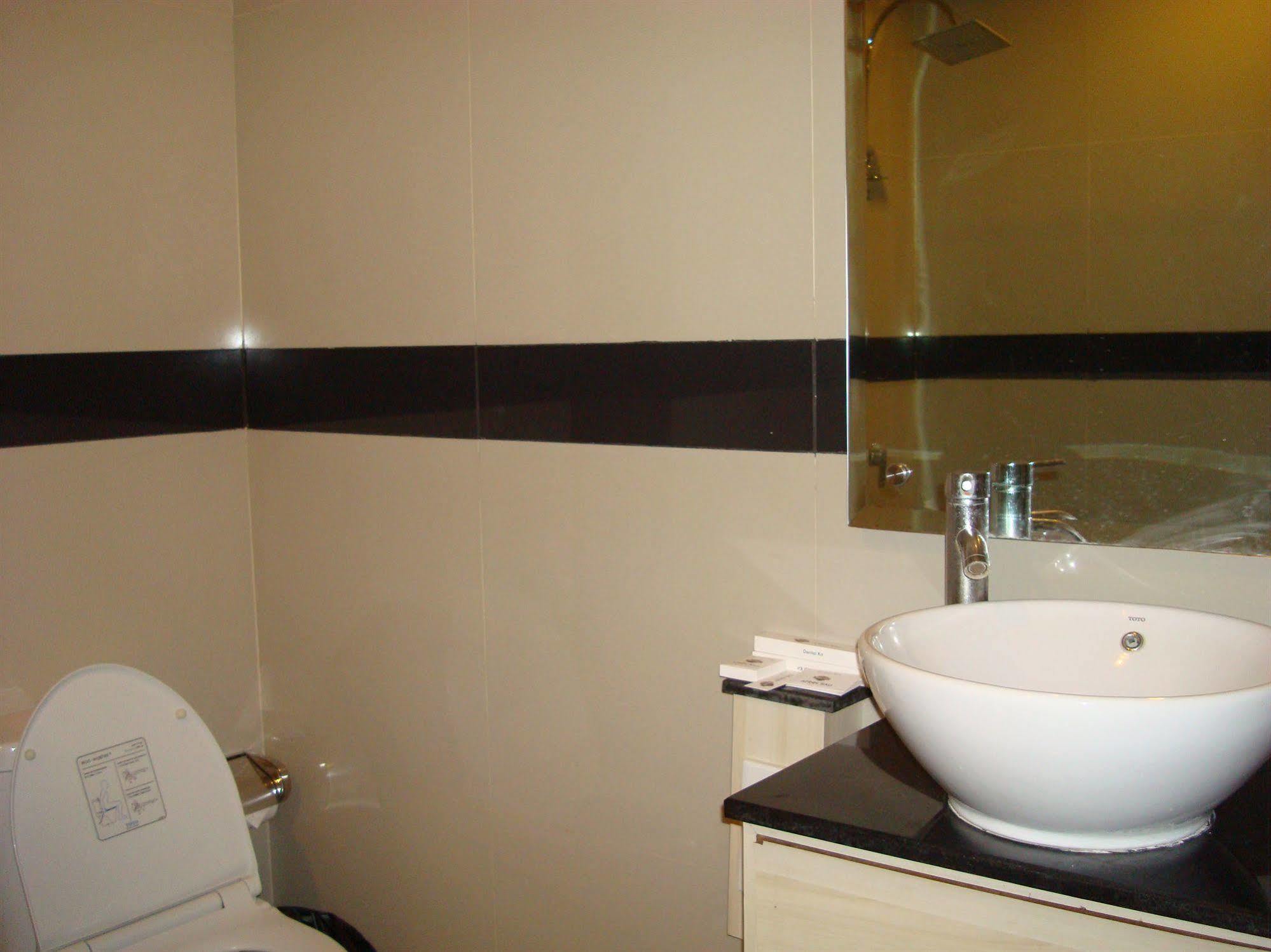 Ap Suite Apartment Kuta Lombok Buitenkant foto
