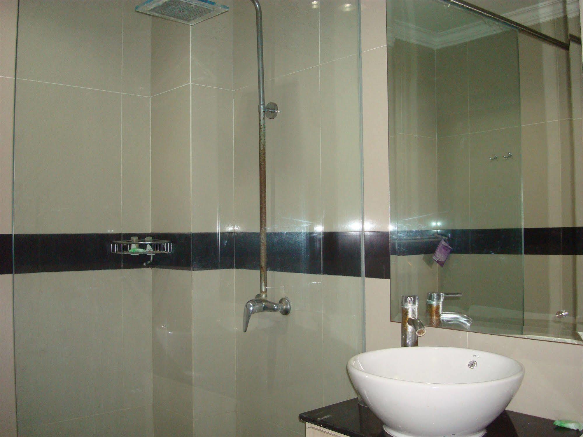 Ap Suite Apartment Kuta Lombok Buitenkant foto